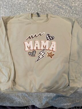 Gildan Cream Green "MAMA" Graphic Sweatshirt with Animal Print Accents